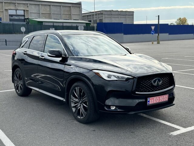 Черный Инфинити QX50, объемом двигателя 2 л и пробегом 66 тыс. км за 21500 $, фото 2 на Automoto.ua