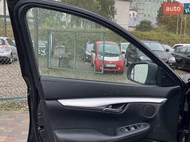 Черный Инфинити QX50, объемом двигателя 2 л и пробегом 92 тыс. км за 24999 $, фото 10 на Automoto.ua