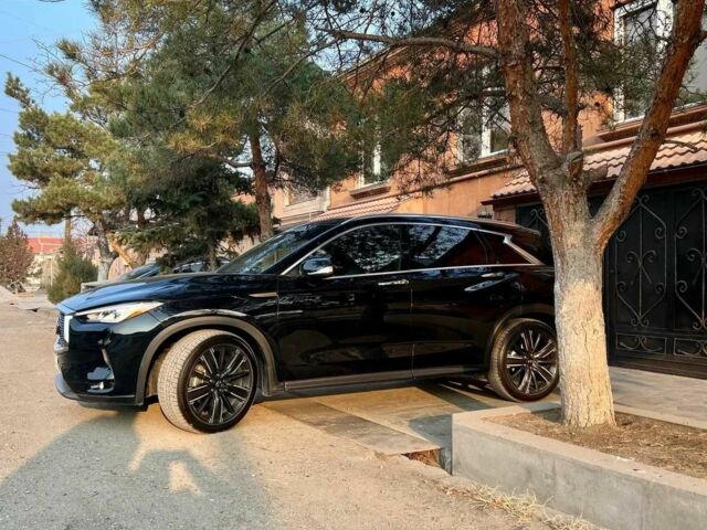Черный Инфинити QX50, объемом двигателя 2 л и пробегом 89 тыс. км за 21999 $, фото 5 на Automoto.ua