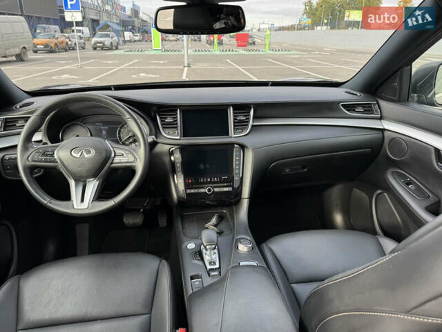 Черный Инфинити QX50, объемом двигателя 2 л и пробегом 66 тыс. км за 21500 $, фото 12 на Automoto.ua