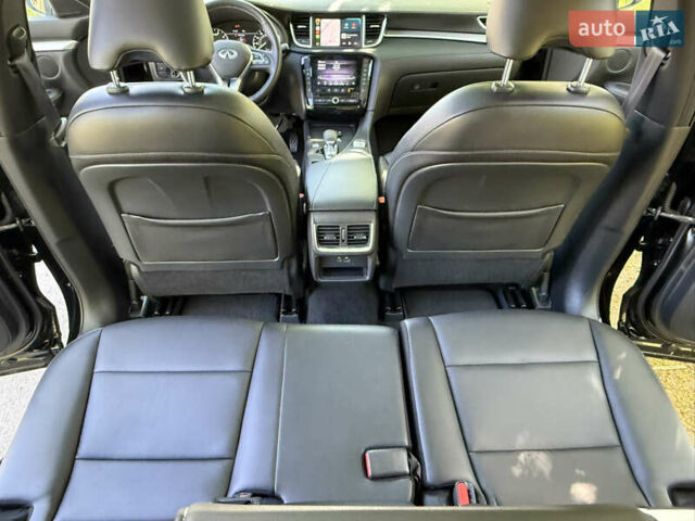 Черный Инфинити QX50, объемом двигателя 1.99 л и пробегом 48 тыс. км за 20900 $, фото 29 на Automoto.ua