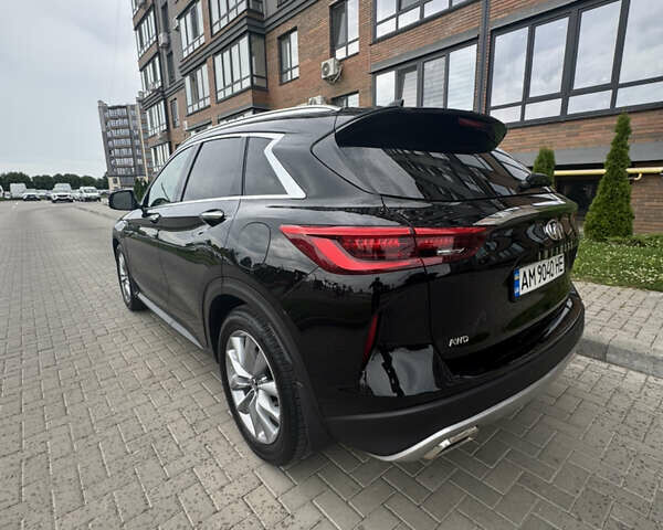 Черный Инфинити QX50, объемом двигателя 2 л и пробегом 42 тыс. км за 30500 $, фото 22 на Automoto.ua