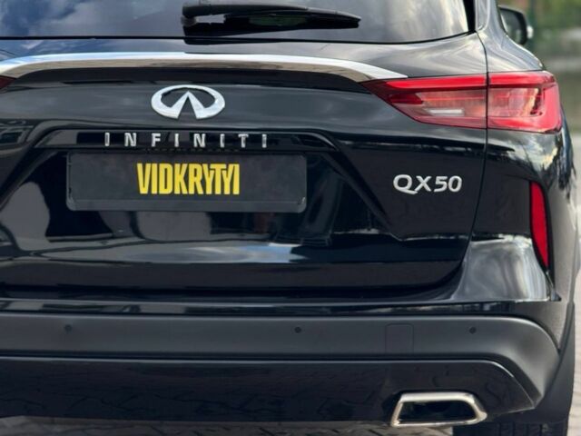 Черный Инфинити QX50, объемом двигателя 2 л и пробегом 30 тыс. км за 25800 $, фото 10 на Automoto.ua