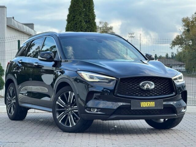 Черный Инфинити QX50, объемом двигателя 2 л и пробегом 30 тыс. км за 25800 $, фото 4 на Automoto.ua