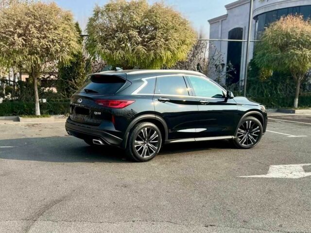 Черный Инфинити QX50, объемом двигателя 2 л и пробегом 89 тыс. км за 21999 $, фото 13 на Automoto.ua