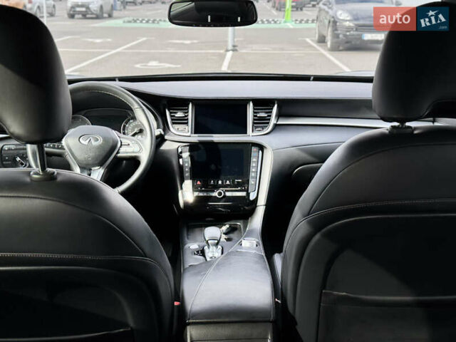 Черный Инфинити QX50, объемом двигателя 2 л и пробегом 66 тыс. км за 21500 $, фото 14 на Automoto.ua