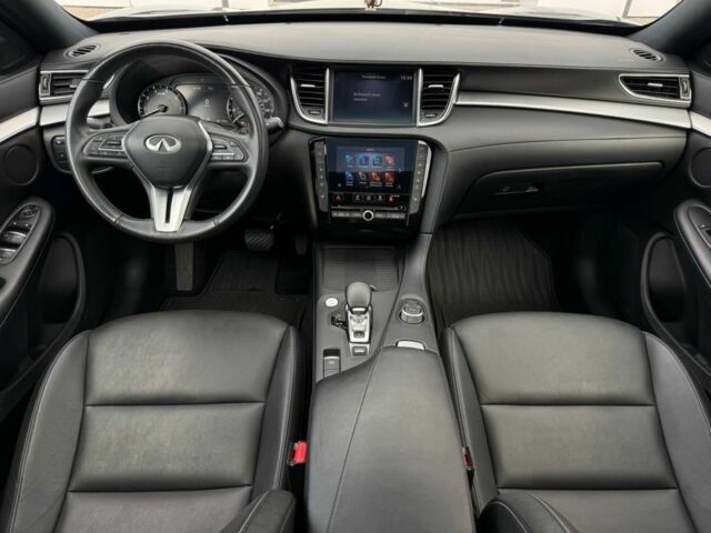 Черный Инфинити QX50, объемом двигателя 2 л и пробегом 30 тыс. км за 25800 $, фото 13 на Automoto.ua