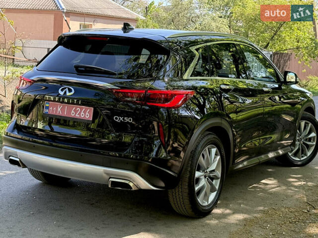Черный Инфинити QX50, объемом двигателя 1.99 л и пробегом 48 тыс. км за 20900 $, фото 3 на Automoto.ua