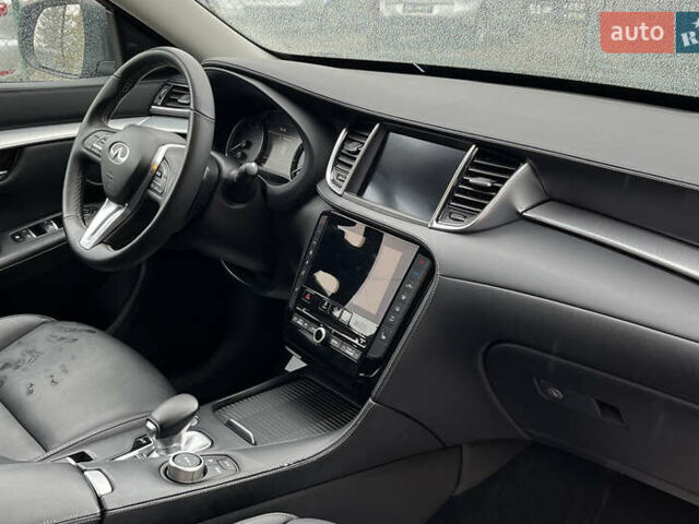 Черный Инфинити QX50, объемом двигателя 2 л и пробегом 92 тыс. км за 24999 $, фото 28 на Automoto.ua