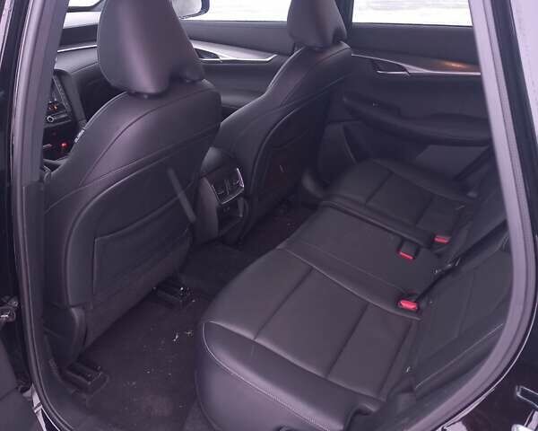 Чорний Інфініті QX50, об'ємом двигуна 2 л та пробігом 7 тис. км за 34800 $, фото 39 на Automoto.ua