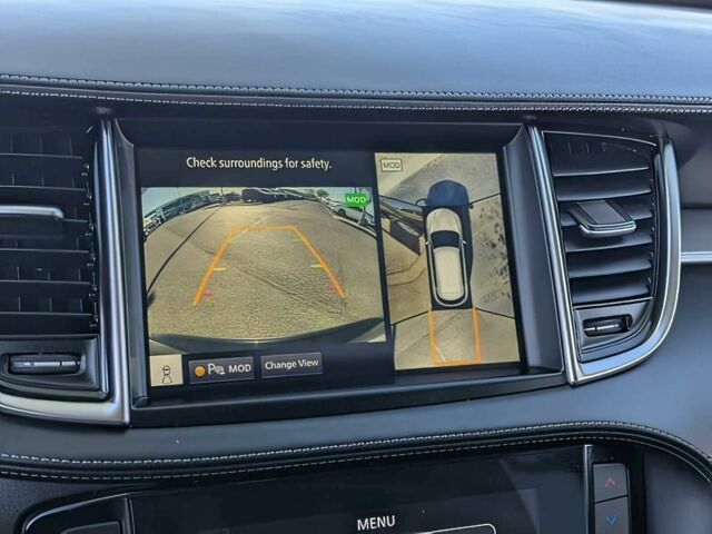 Чорний Інфініті QX50, об'ємом двигуна 2 л та пробігом 23 тис. км за 15500 $, фото 8 на Automoto.ua