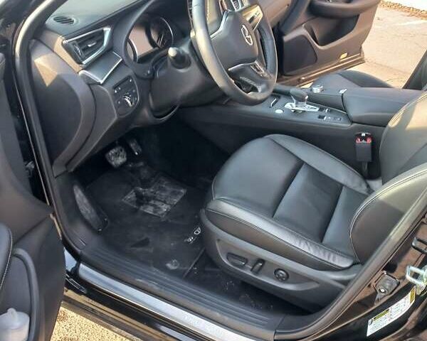 Чорний Інфініті QX50, об'ємом двигуна 2 л та пробігом 7 тис. км за 34800 $, фото 8 на Automoto.ua