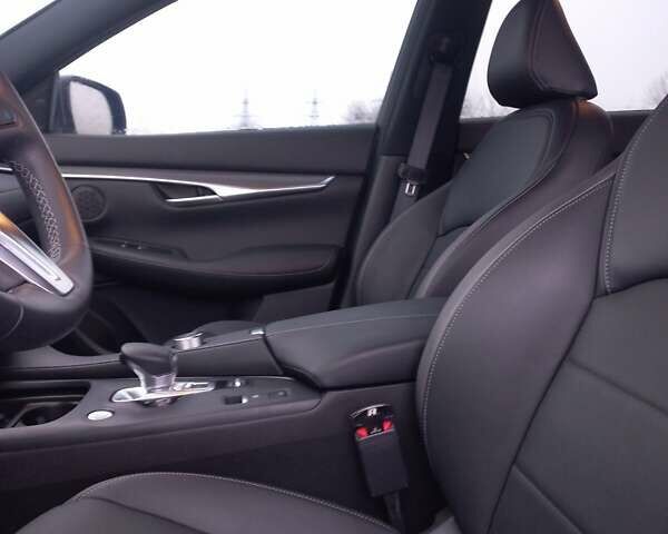Чорний Інфініті QX50, об'ємом двигуна 2 л та пробігом 7 тис. км за 34800 $, фото 36 на Automoto.ua