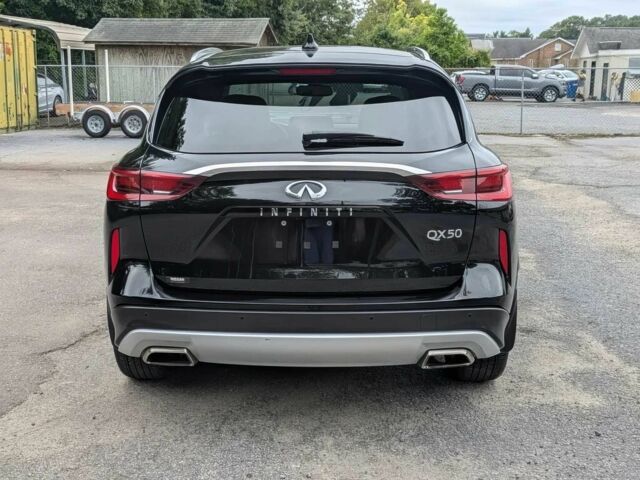 Черный Инфинити QX50, объемом двигателя 2 л и пробегом 25 тыс. км за 16000 $, фото 4 на Automoto.ua