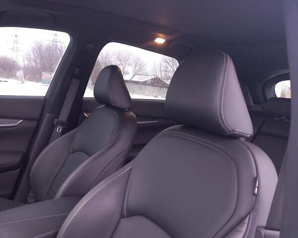 Чорний Інфініті QX50, об'ємом двигуна 2 л та пробігом 7 тис. км за 34800 $, фото 33 на Automoto.ua
