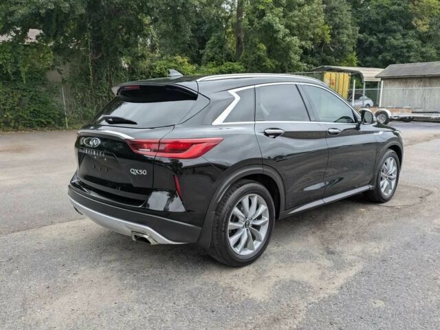 Черный Инфинити QX50, объемом двигателя 2 л и пробегом 25 тыс. км за 16000 $, фото 5 на Automoto.ua