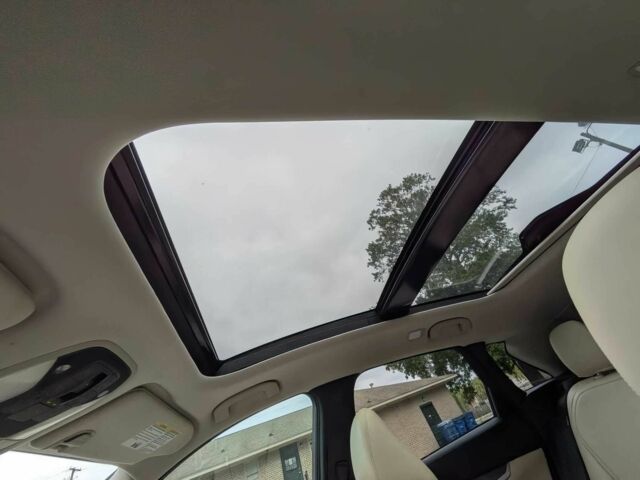 Черный Инфинити QX50, объемом двигателя 2 л и пробегом 25 тыс. км за 16000 $, фото 8 на Automoto.ua