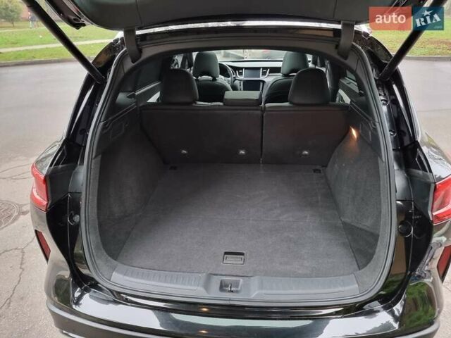 Черный Инфинити QX50, объемом двигателя 1.99 л и пробегом 1 тыс. км за 35000 $, фото 15 на Automoto.ua