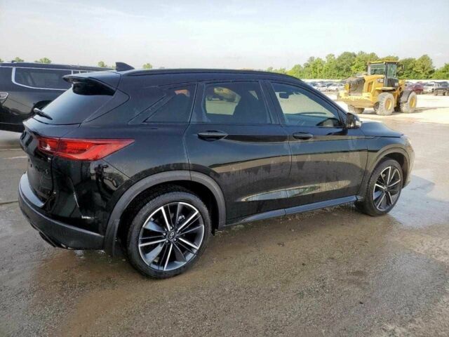 Черный Инфинити QX50, объемом двигателя 2 л и пробегом 8 тыс. км за 9000 $, фото 3 на Automoto.ua