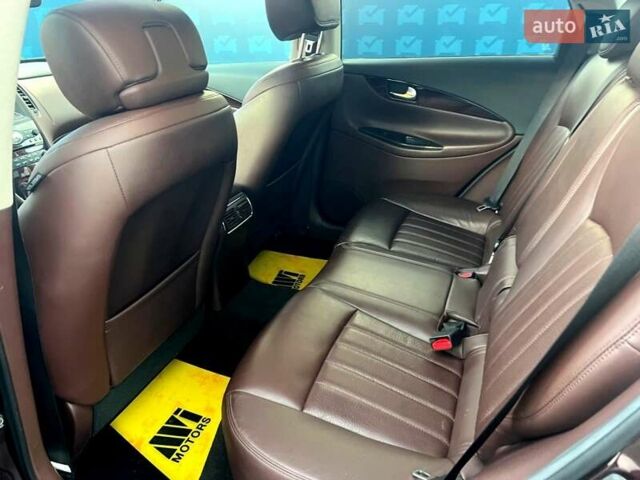 Коричневый Инфинити QX50, объемом двигателя 2.5 л и пробегом 56 тыс. км за 18500 $, фото 29 на Automoto.ua