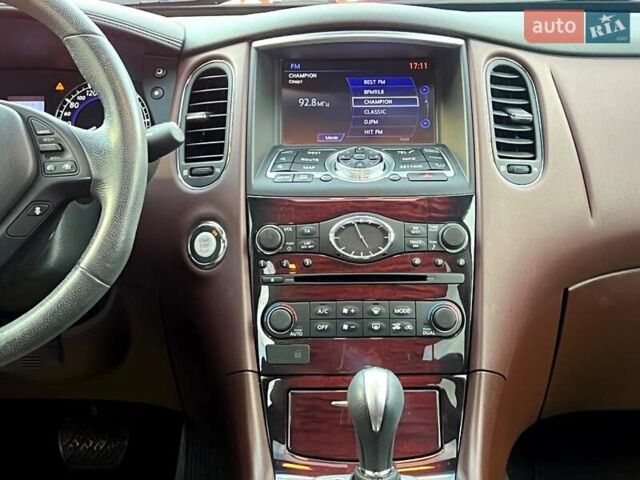 Коричневый Инфинити QX50, объемом двигателя 2.5 л и пробегом 56 тыс. км за 18500 $, фото 58 на Automoto.ua