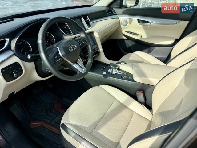 Коричневый Инфинити QX50, объемом двигателя 1.99 л и пробегом 133 тыс. км за 21500 $, фото 11 на Automoto.ua