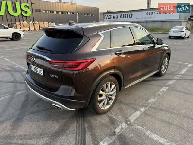 Коричневый Инфинити QX50, объемом двигателя 2 л и пробегом 22 тыс. км за 37799 $, фото 2 на Automoto.ua