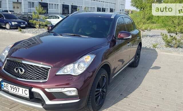 Червоний Інфініті QX50, об'ємом двигуна 2.5 л та пробігом 35 тис. км за 21000 $, фото 11 на Automoto.ua