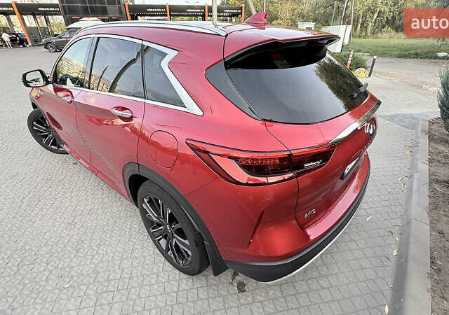 Красный Инфинити QX50, объемом двигателя 1.99 л и пробегом 26 тыс. км за 36000 $, фото 16 на Automoto.ua