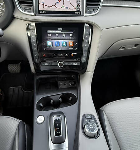 Красный Инфинити QX50, объемом двигателя 1.99 л и пробегом 26 тыс. км за 36000 $, фото 25 на Automoto.ua