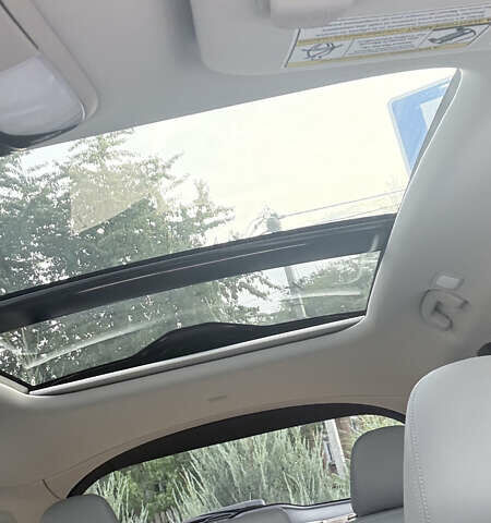 Красный Инфинити QX50, объемом двигателя 1.99 л и пробегом 26 тыс. км за 36000 $, фото 26 на Automoto.ua