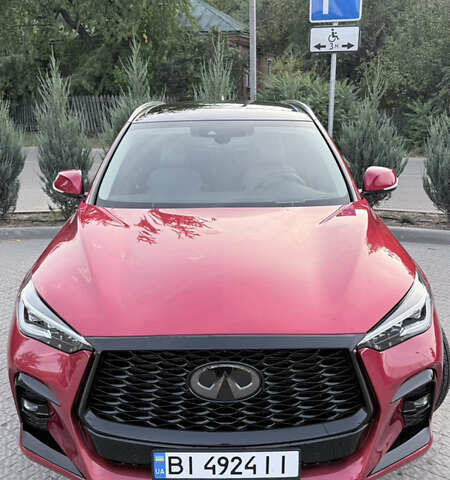 Красный Инфинити QX50, объемом двигателя 1.99 л и пробегом 26 тыс. км за 36000 $, фото 2 на Automoto.ua