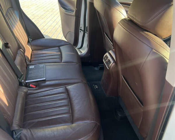 Инфинити QX50, объемом двигателя 3.7 л и пробегом 125 тыс. км за 13500 $, фото 11 на Automoto.ua