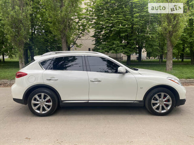 Інфініті QX50, об'ємом двигуна 3.7 л та пробігом 128 тис. км за 16300 $, фото 9 на Automoto.ua