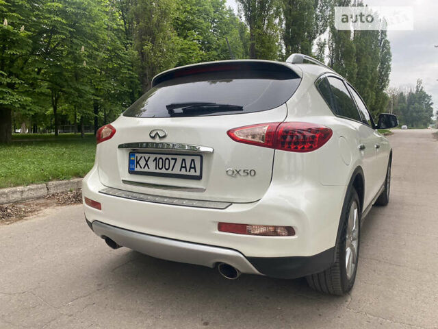 Інфініті QX50, об'ємом двигуна 3.7 л та пробігом 128 тис. км за 16300 $, фото 8 на Automoto.ua