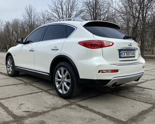 Інфініті QX50, об'ємом двигуна 3.7 л та пробігом 126 тис. км за 16600 $, фото 9 на Automoto.ua