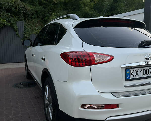 Инфинити QX50, объемом двигателя 3.7 л и пробегом 139 тыс. км за 15999 $, фото 1 на Automoto.ua