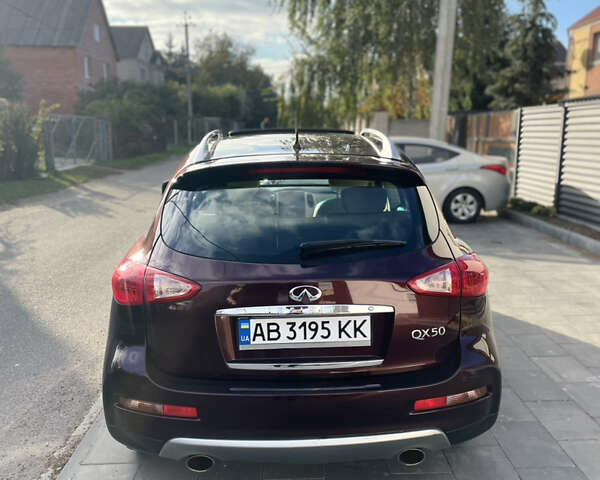 Інфініті QX50, об'ємом двигуна 3.7 л та пробігом 95 тис. км за 17500 $, фото 10 на Automoto.ua