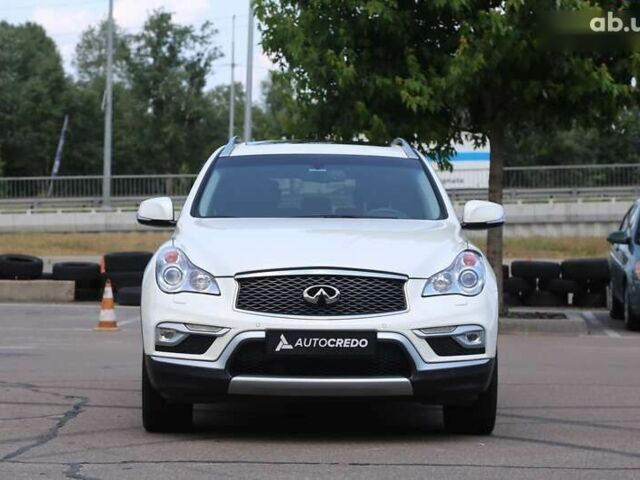Інфініті QX50, об'ємом двигуна 2.5 л та пробігом 18 тис. км за 21900 $, фото 1 на Automoto.ua