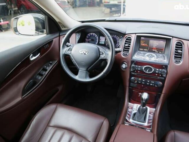 Інфініті QX50, об'ємом двигуна 2.5 л та пробігом 18 тис. км за 21900 $, фото 11 на Automoto.ua
