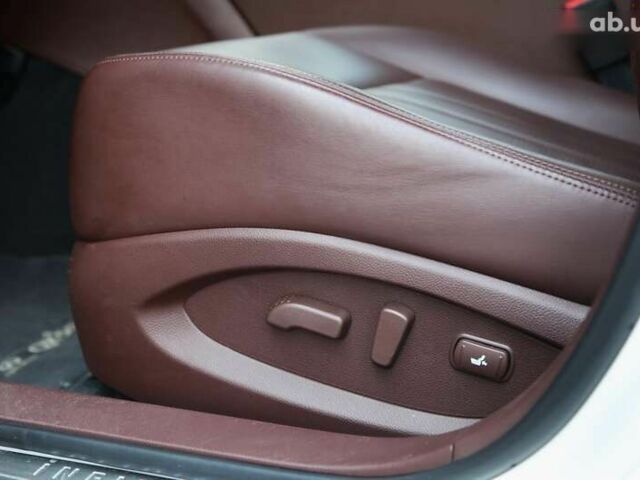 Інфініті QX50, об'ємом двигуна 2.5 л та пробігом 18 тис. км за 21900 $, фото 24 на Automoto.ua