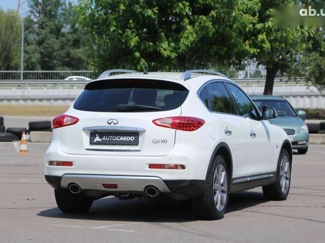 Інфініті QX50, об'ємом двигуна 2.5 л та пробігом 18 тис. км за 21900 $, фото 3 на Automoto.ua