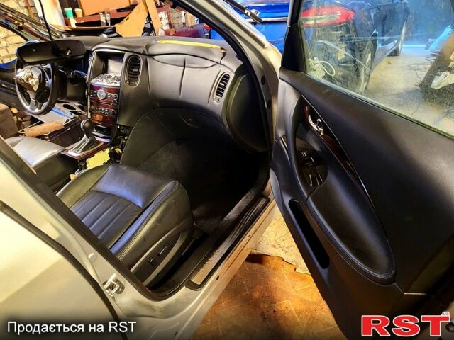 Инфинити QX50, объемом двигателя 3.6 л и пробегом 40 тыс. км за 6990 $, фото 1 на Automoto.ua