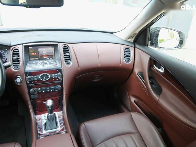 Інфініті QX50, об'ємом двигуна 2.5 л та пробігом 18 тис. км за 21900 $, фото 13 на Automoto.ua