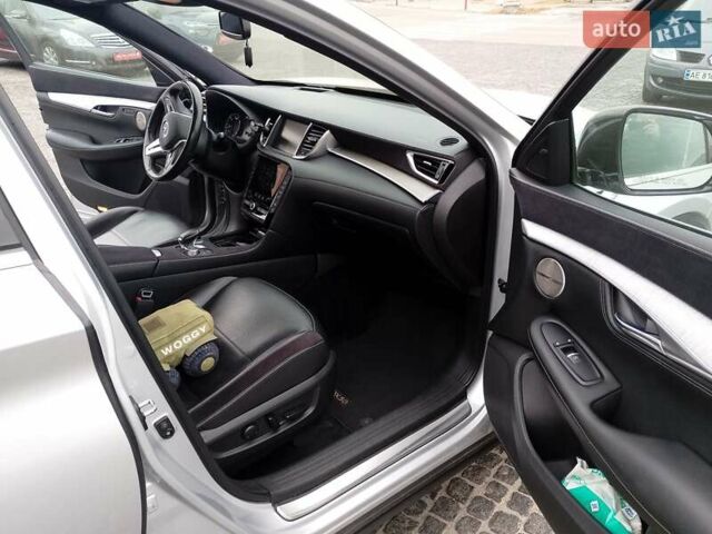 Инфинити QX50, объемом двигателя 2 л и пробегом 112 тыс. км за 25500 $, фото 8 на Automoto.ua