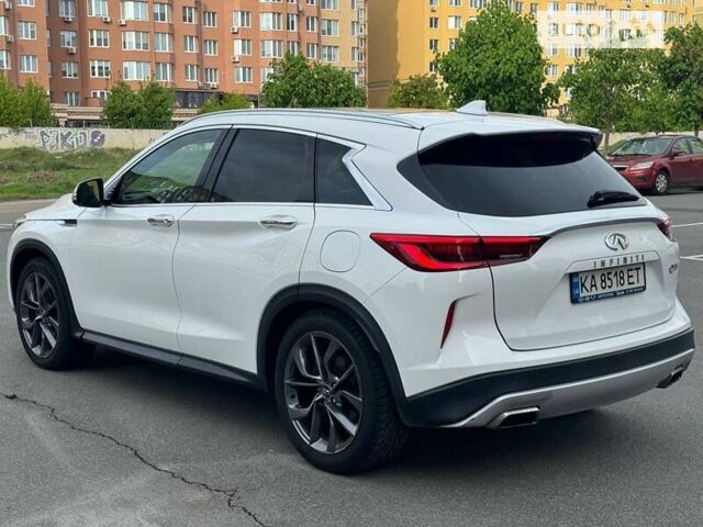 Інфініті QX50, об'ємом двигуна 2 л та пробігом 122 тис. км за 27650 $, фото 6 на Automoto.ua