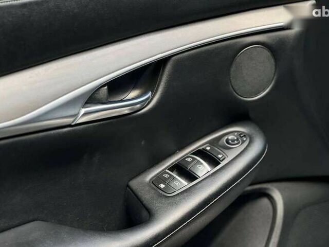 Инфинити QX50, объемом двигателя 2 л и пробегом 96 тыс. км за 23500 $, фото 9 на Automoto.ua