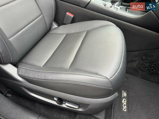 Инфинити QX50, объемом двигателя 2 л и пробегом 76 тыс. км за 21500 $, фото 18 на Automoto.ua