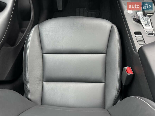 Инфинити QX50, объемом двигателя 2 л и пробегом 76 тыс. км за 21500 $, фото 46 на Automoto.ua