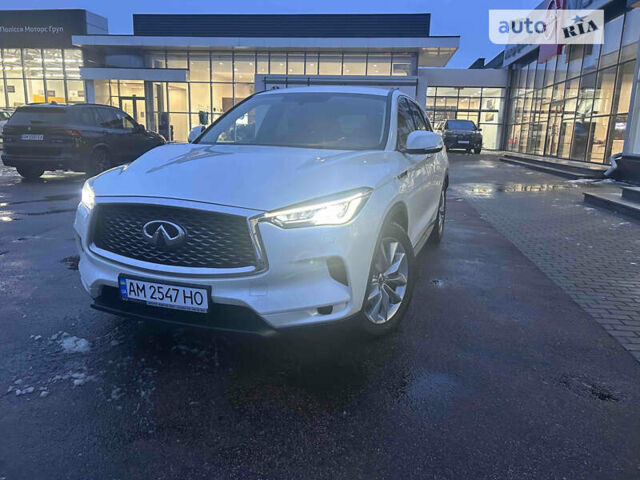 Инфинити QX50, объемом двигателя 2 л и пробегом 79 тыс. км за 29500 $, фото 1 на Automoto.ua